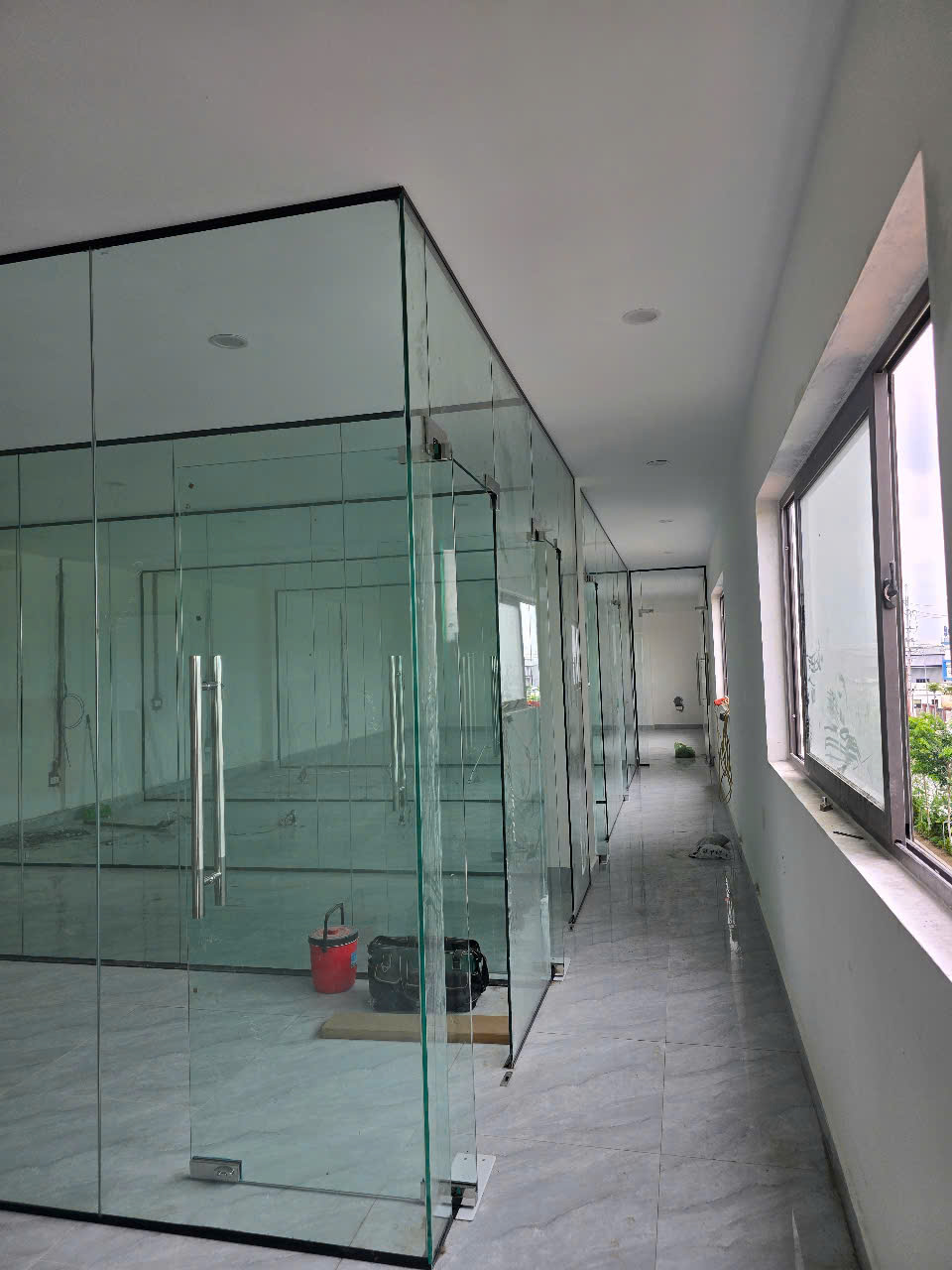 Kính cường lực